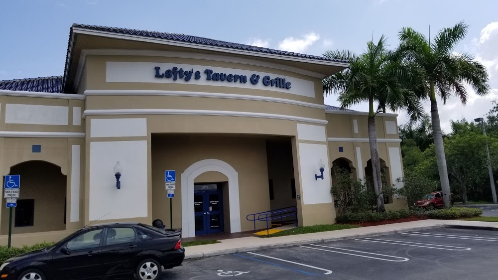 Lefty’s Tavern & Grille